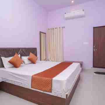Hotel Pushpa Inn Rooms