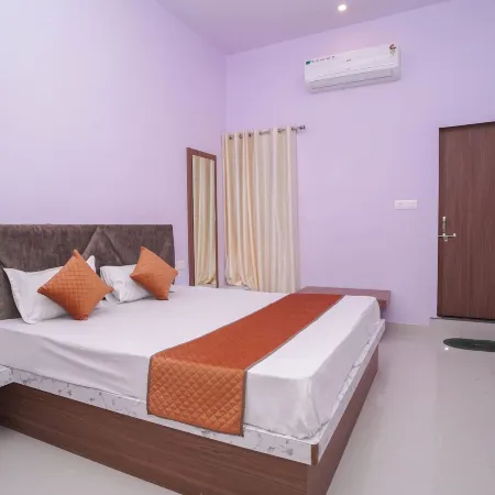Hotel Pushpa Inn