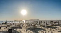 Hotiday Room Collection - Tirrenia - en bord de mer