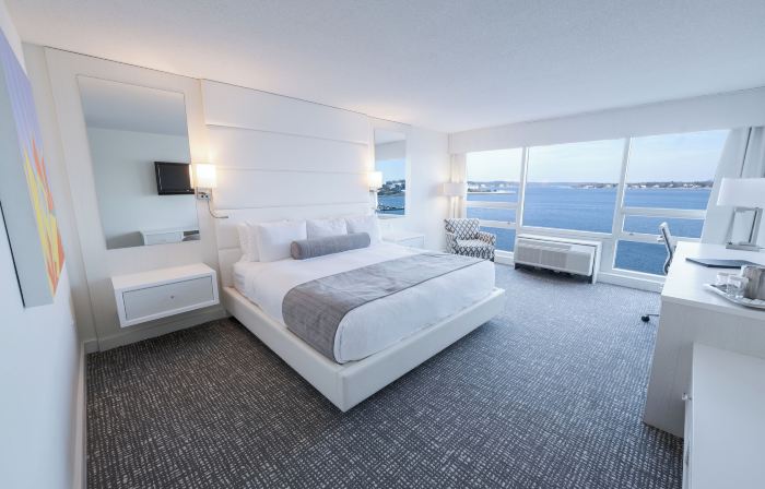 Oyster Point Hotel