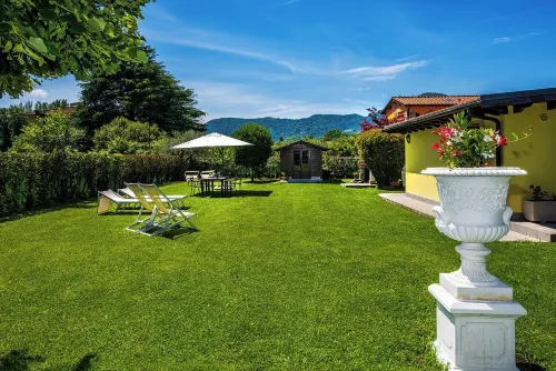 B&B Il Giardino dei Poeti and Apartaments