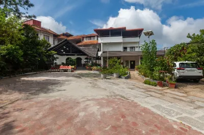 Treebo Vrindavan, 3 Km from Madikeri Fort Hotels in Kandanakolli