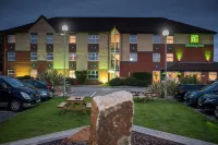Holiday Inn Manchester - West Hotel dekat Portico Library