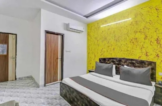 Hotel SkyView Hotels near NSIT