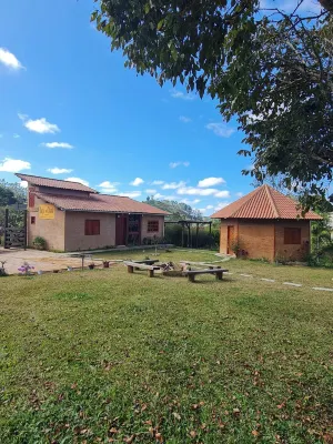 호스페다젱 카사 두 샤페우 카파라오 - 카바나 루아  호텔