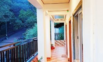 Janani Niwas Matheran