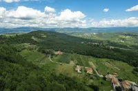 Villa Dol Hotels in Buzet