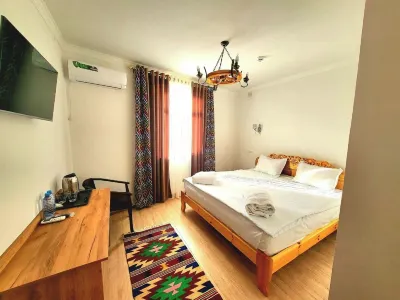 Ulli Oy Boutique Hotel & Terrace Hotels near Citadel Kunya-ark