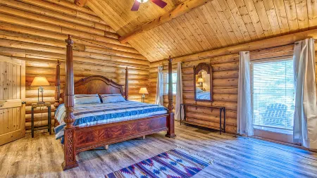 Slps 24 12m Town 7acre Huge Yard Theatre Gmroom