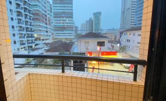 Pé na Areia Praia da Guilhermina III