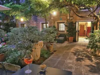 Sina Palazzo Sant'Angelo Hotels near A Plus A Gallery