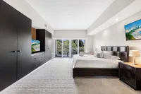 Exclusive Doral Villa with Luxury Amenities - balcony
