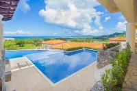 Pristine Bay 1108 4 Bedroom Home by RedAwning - piscina