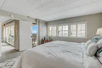 G3 Amelia South Condo