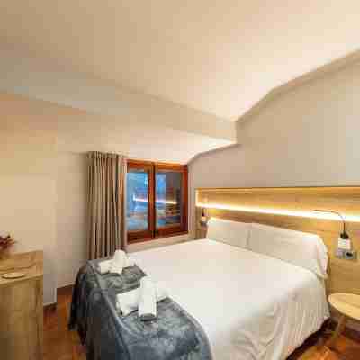 Hotel Restaurant Camp del Serrat Rooms