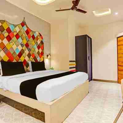 Comfortable Stayss at Varanasi Cantt Rooms