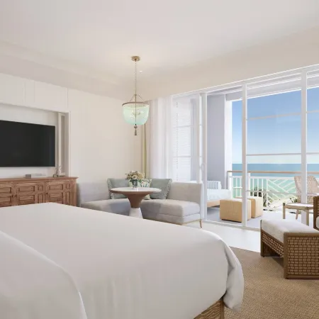 Naples Beach Club, A Four Seasons Resort