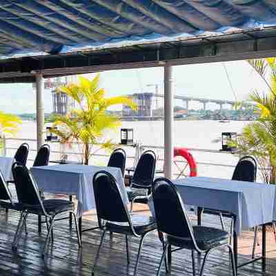 Oasis Floating Hotel Yangon Others
