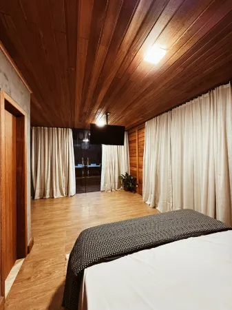 Chalé com Jacuzzi a 8km de Santa Teresa