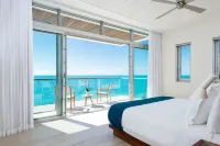 Luxurious Oceanfront Villa Infinity Pool Plunge