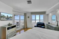202 F Port O Call by AvantStay