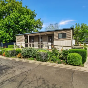 Traralgon Holiday Village