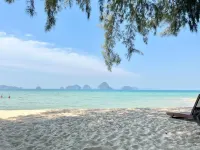 Tup Kaek Sunset Beach Resort - Beach