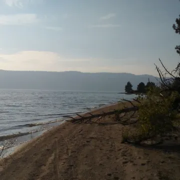 Cascade Lake Inn