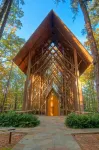 Tranquil Retreat Hotels in Garland County