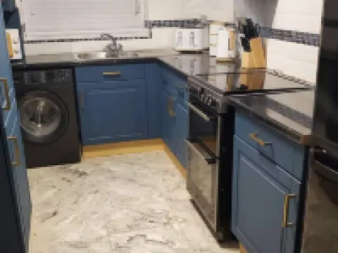 Beautiful 2 Bedroom House in Bridgend Hotels in Bridgend