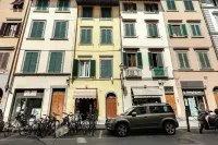 Mamo Florence - Dimora Ognissanti Apartment