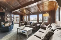 Two Docks and Fire Pit - Stunning Waterfront Haven