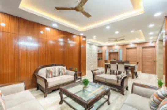 Tim Sector 51, Artemis Hospital 1 Min Walk, Fortis & Medanta 4 Mins Drive