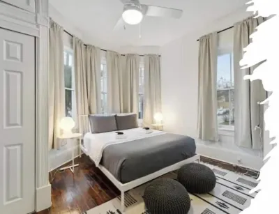 Insta-Worthy Victorian Home - Walk to Forsyth Hotels in Midtown Savannah