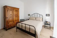 WAVE - Modern and quiet apartment, close to main services Các khách sạn gần Chiesa di San Giorgio in Strata