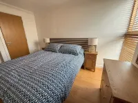 Millgrove House Apartment No 5 with city view minutes from the beach