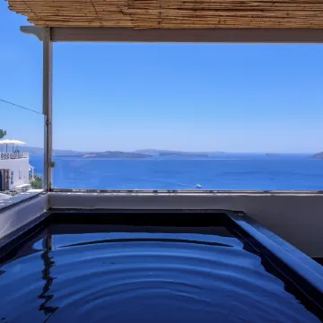 Sensia Studio with Sea View