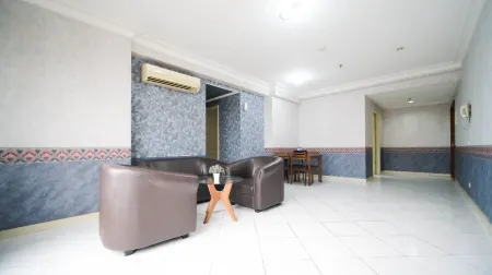 Best Deal and Homey 2Br at Taman Beverly Apartment