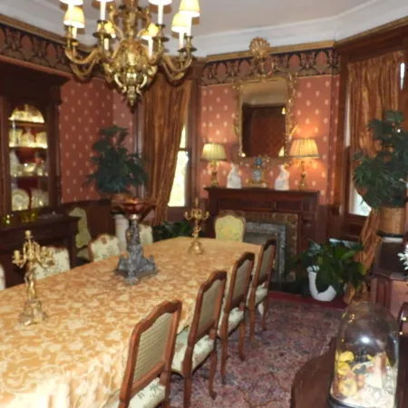 Johnstone Mansion