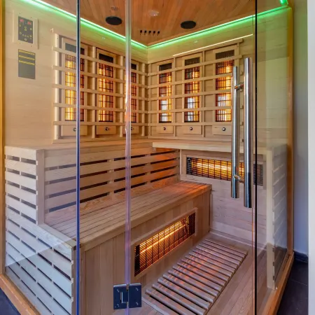 Luxury Hedone Apartment Near the Bridge with Private Spa Zone