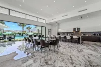 Sleeps 20 Pool & Pickleball Villa Near Golf, Dining & Fun Bravo Villa #2 by Avantstay
