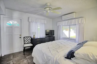 GulfSide Resort #4. Pool side on first floor