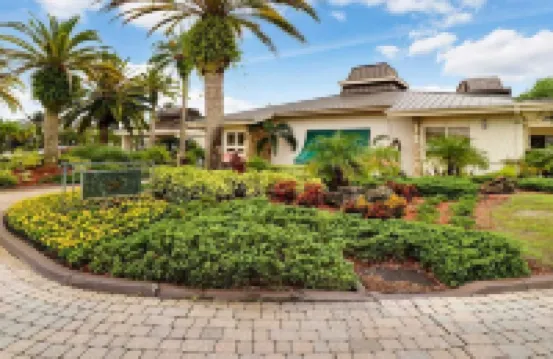 Lake & Golf Views in Saddlebrook Resort. 2 Bed/2Bath