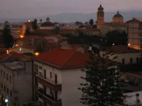 Top floor penthouse apartment with terrace in the historical center, 3 km from the beach