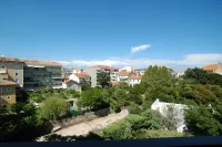 Apartment for 6 people on foot, downtown, beaches, TGV