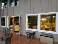 Riverside Home With a Rustic Charm Hotels in Washougal