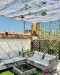 La Terrasse des Arènes