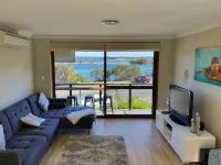 Wallis View - Lake and Sunset Views