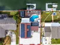Luxury Waterfront Home DOCK POOL JACUZZI KAYAKS -  Privatzimmer