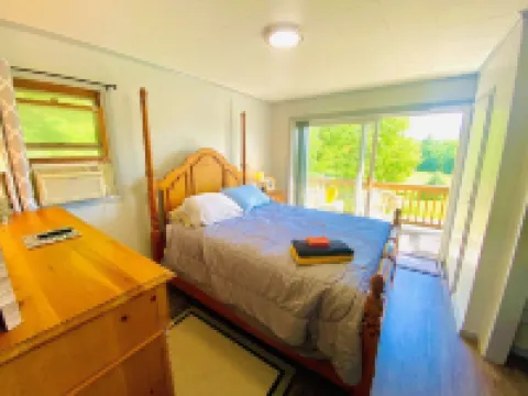 Mountaintop Hideaway ~ Piece of Paradise - Apt Hotels in Honesdale